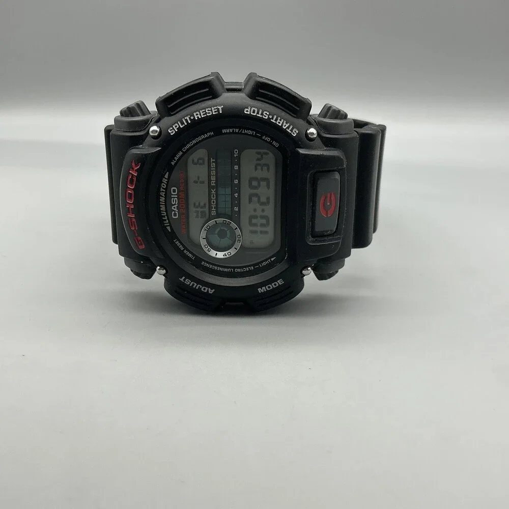 Casio G-Shock 3232 DW-9052 Mens Watch 44mm Black Digital Light New Battery